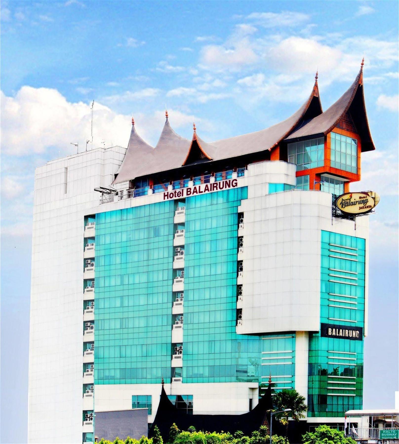 Horison Balairung Jakarta Exteriör bild